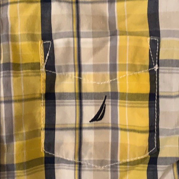 Nautica Boys Button Down - Picture 3 of 3